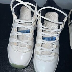 Air Jordan 11